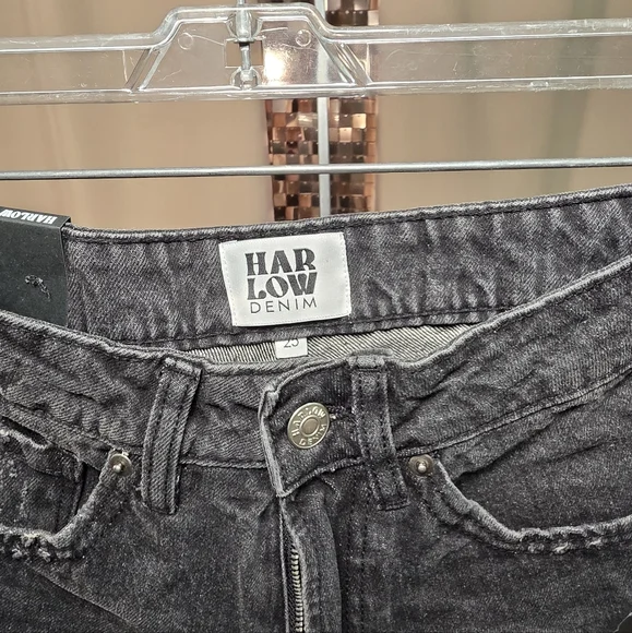 15. NWT Harlow Charcoal Hi Rise Jean Shorts Size 25 W 13-14 R 11 I 2 - Picture 3 of 8
